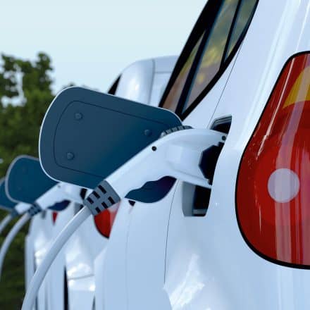 Elektroauto beim Laden