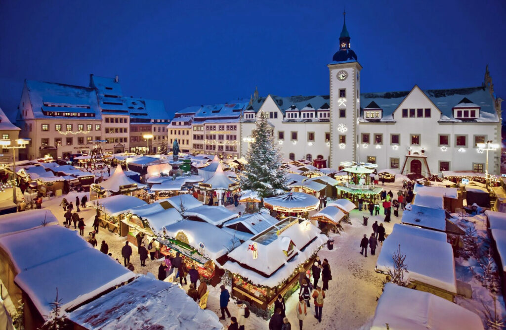 Freiberger Weihnachtsmarkt; Quelle: https://www.freiberger-christmarkt.de/