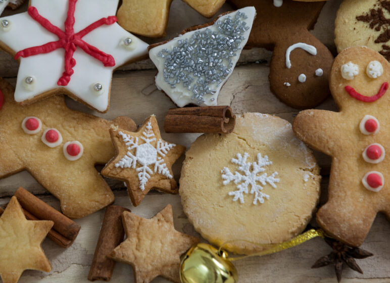 verschiedene Sorten Weihnachtsplätzchen